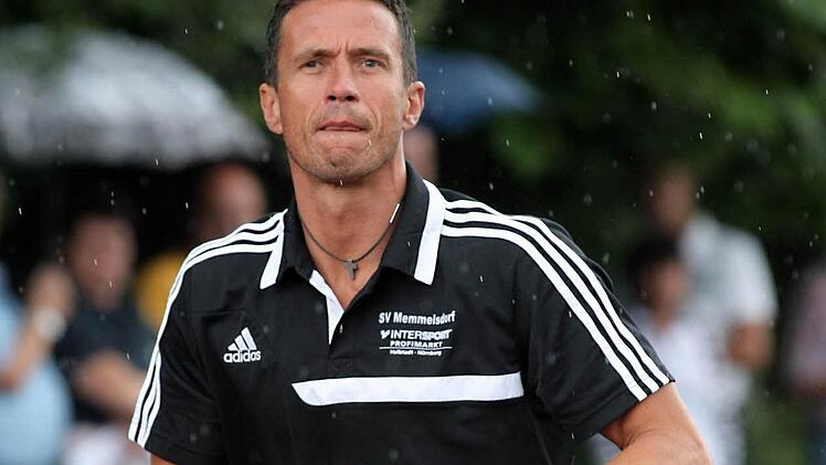Ex-Profi Bernd Eigner kam vom SV Memmelsdorf nach Sand. Der neue Trainer hat sich eine starke Mannschaft zusammengestellt, die bei der Vergabe der Meisterschaft in der Landesliga Nordwest ein gewichtiges Wort mitreden sollte. Foto: sportpress