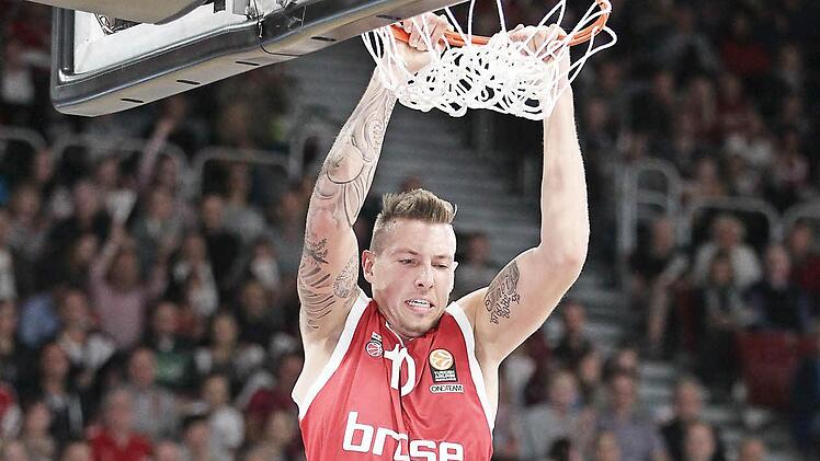 Daniel Theis ließ es einige Male ordentlich krachen.