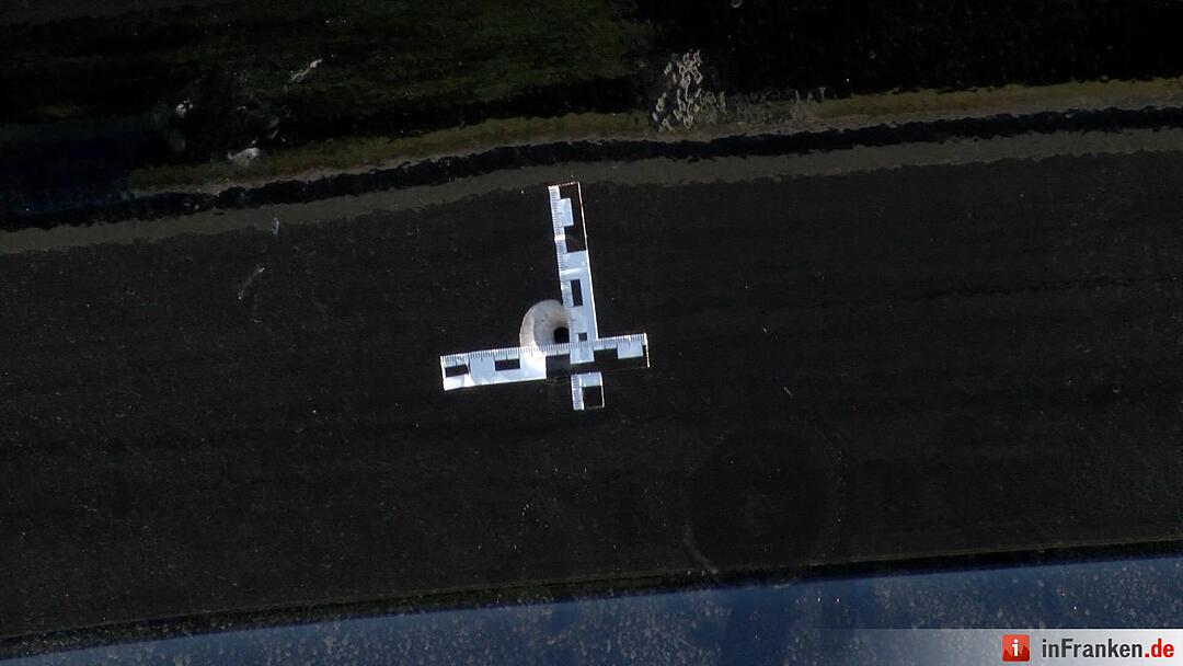 Heckenschütze feuert auf fahrende Autos bei Schnaittach