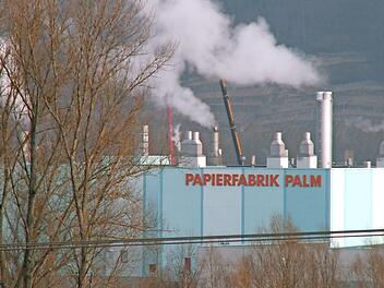 Symbol für den Wirtschaftsstandort Haßberge: die Papierfabrik Foto: G. Flegel