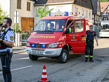 Gefahrgut legt A8 lahm &ndash; Evakuierungen und Waldbrandgefahr