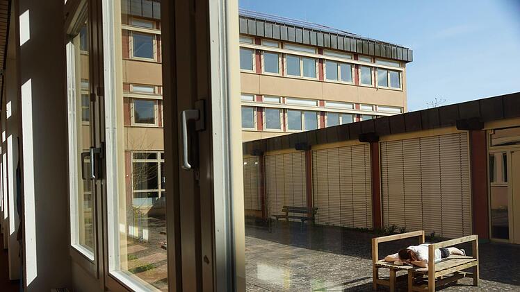 Das Frobenius-Gymnasium ist sanierungsbedürftig.Archiv/Arkadius Guzy