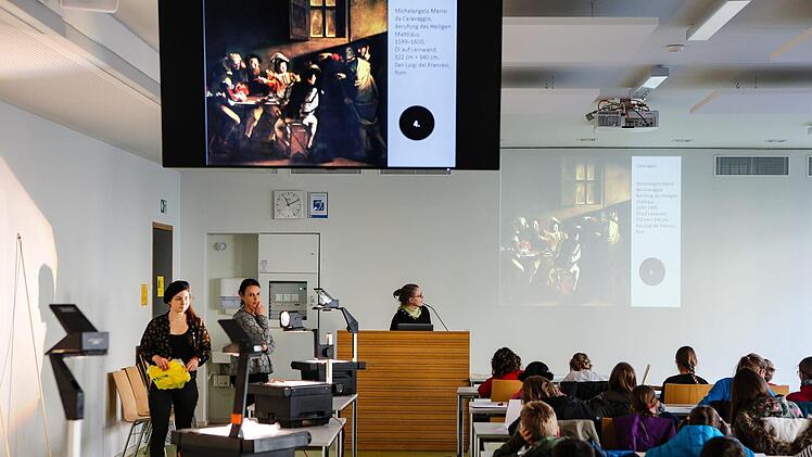 Schatten haben schon immer Künstlerinnen und Künstler inspiriert. Am Samstag auch die jungen Studierenden an der Bamberger Kinder-Uni.  Foto: Matthias Hoch