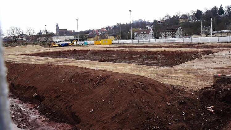So präsentierte sich die Baustelle der neuen Angersporthalle in Coburg im März 2016Foto: Jochen Berger