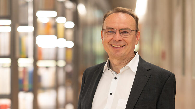 Coburg: Hochschule erh&auml;lt zwei Promotionszentren - Vizepr&auml;sident f&uuml;r Forschung erkl&auml;rt gro&szlig;e Bedeutung