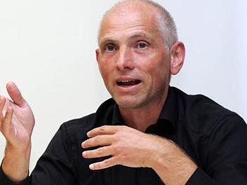 Brose Baskets Manager Wolfgang Heyer. Foto: sportpress