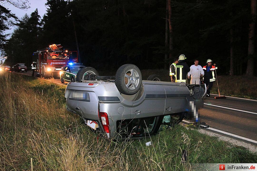 Unfall im Kreis Bamberg: Autos kollidieren bei Könisgfeld