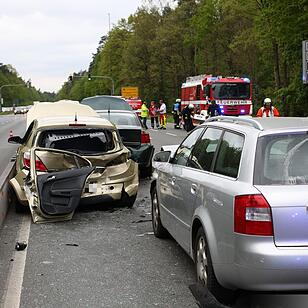 Auffahrunfall in Nürnberg in Regensburger Straße