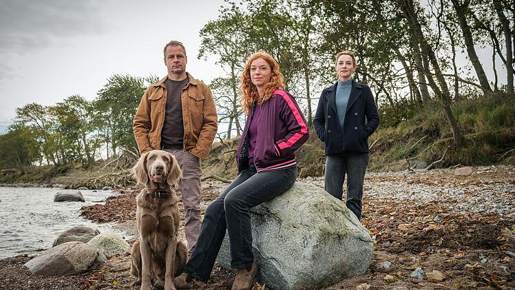 Ab diesem Jahr kommen Hinnerk Sch&ouml;nemann als Hauke Jacobs, Marleen Lohse als Jule Christiansen (Mitte) und Jana Klinge als Hannah Wagner viermal im Jahr mit neuen "Nord bei Nordwest"-Filmen ins Erste. Zun&auml;chst gibt es zwei neue Filme, der Rest wird sp&auml;ter im Jahr gezeigt.