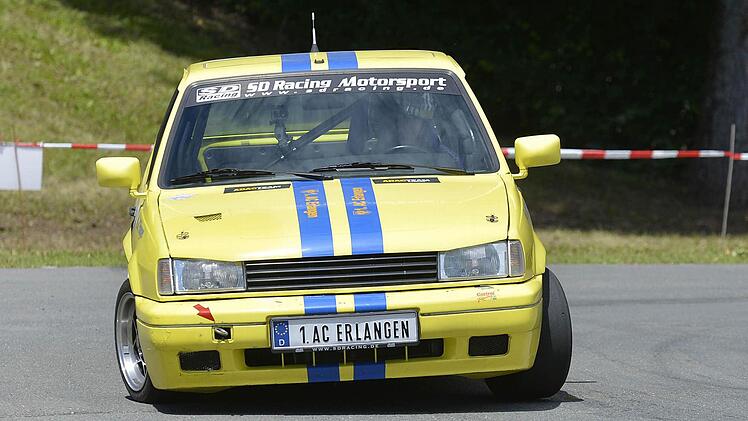 Der Vereins-Polo des 1. AC Erlangen (1272 ccm, 75 PS) ging in der Klasse F8 mit den Piloten Jürgen und Thomas Meier an den Start.