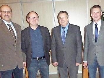 Der Vorstand (v. l.): Peter Knorr, Michael Schuster, Helmut Schübel und Markus Schuster  Foto: Albert Fießer