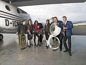 Jugendorchester und Musikverein Rödental laden zu einem musikalischen Rundflug ein.  Foto: Christine Weiß