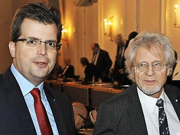 Das Archivbild zeigt Christian Lange (links) und Fraktionsvorsitzenden Helmut Müller. Foto: Ronald Rinklef