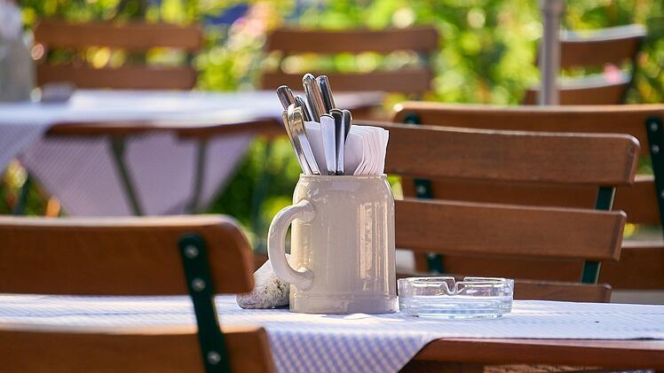 Biergarten, Bierkeller, Au&szlig;engastronomie
