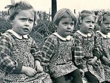 Die Küpser Vierlinge als Kleinkinder (von links): Erika, Henriette, Marianne und Marga. Fotos: privat