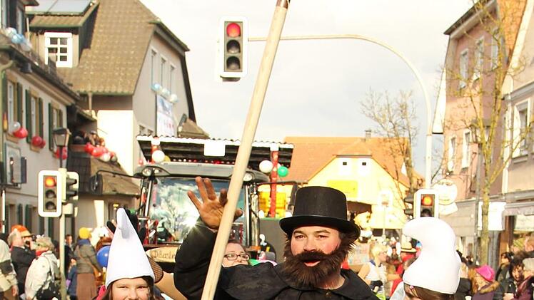 Die Feuerwehr Dittersbrunn-Sträublingshof brachte beste Laune mit.Markus Drossel