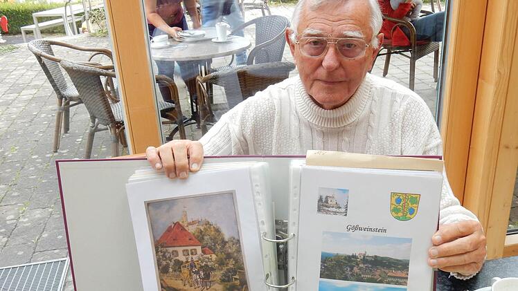 Hermann Meißner aus Wimmelbach mit seinem Postordner von Gößweinstein. Foto: Reinhard Löwisch