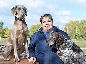 Für Kerstin Dorschner ist ein Leben ohne ihre Hunde nicht mehr vorstellbar. Sie rät jedem, der sich für so ein Leben entscheidet, sich gut im Klaren zu sein, was es bedeutet - und es dann in vollen Zügen zu genießen. Foto: Rainer Lutz