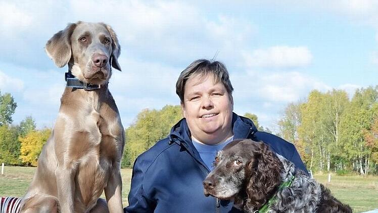 Für Kerstin Dorschner ist ein Leben ohne ihre Hunde nicht mehr vorstellbar. Sie rät jedem, der sich für so ein Leben entscheidet, sich gut im Klaren zu sein, was es bedeutet - und es dann in vollen Zügen zu genießen. Foto: Rainer Lutz