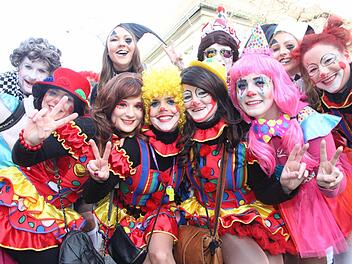 Marktplatztreiben in Stadtsteinach. Foto: Jürgen Gärtner