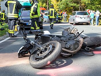 Ein 50-j&auml;hriger Motorradfahrer verstarb w&auml;hrend seiner Fahrpr&uuml;fung, als er mit einem anderen Fahrzeug zusammenstie&szlig;. Foto: News5/Ittig