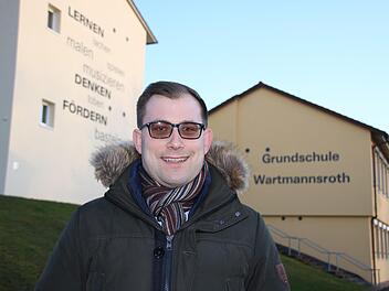 Der Erhalt der Grundschule in Dittlofsroda ist dem CSU-Bürgermeisterkandidaten Florian Atzmüller besonders wichtig. Foto: Ralf Ruppert