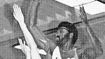 Jim Wade, hier aus einem Spiel in der Stauffenberg-Halle, war der überragende Spieler im Aufstiegs- und ersten Bundesligajahr im Team des 1. FC Bamberg.