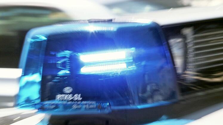 Einen Polizeieinsatz hat ein 53-Jährigere ausgelöst. Unter anderem wegen des Missbrauchs von Notrufen musste er sich nun vor Gericht verantworten.  Foto: Archiv