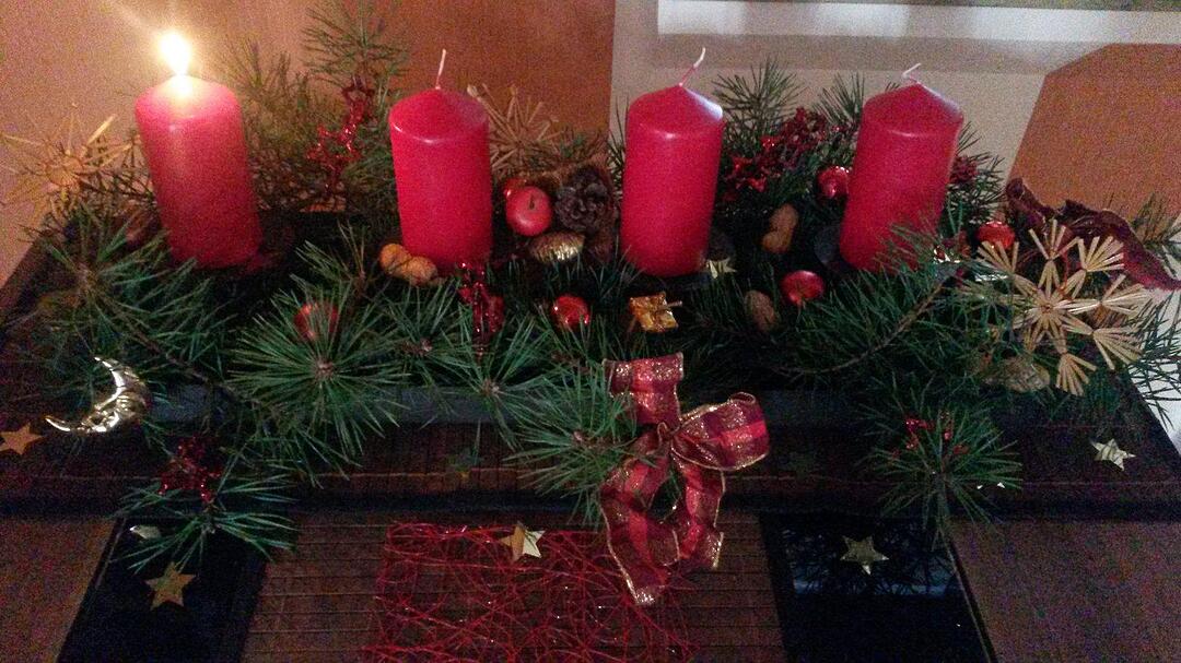 Lesergalerie: Adventskränze