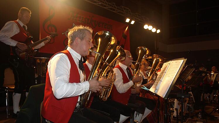 Dreikönigskonzert in Oerlenbach  Foto: Stefan Geiger