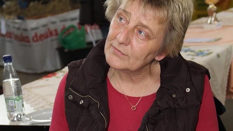 Hier wird die Wolle vom Angorakaninchen versponnen.Gerda Völk