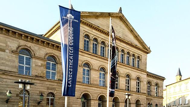 Landestheater Coburg - auf unbestimmte Zeit leider nur von au&szlig;en zu betrachten und nicht bei Vorstellungen zu erleben.Foto: Jochen Berger