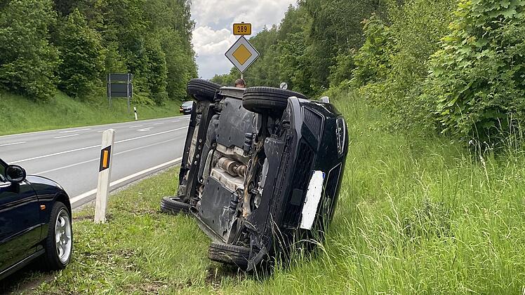 Schwarzenbach bei Hof: Schwerer Unfall im Kreuzungsbereich