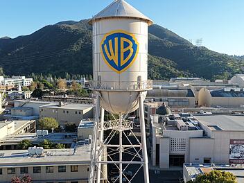 Film- und Medienkonzern Warner Bros Discovery steht im Zentrum eines &Uuml;bernahme-Pokers mit brisanter politischer Dimension.