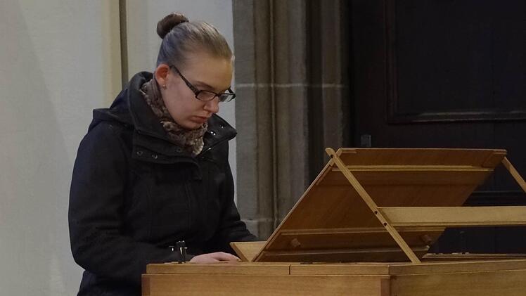 Franziska_Weiss ist Schülerin der Klavierklasse von Wolfgang Schneider