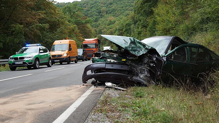 Das Auto des UnfallverursachersFoto: Arkadius Guzy