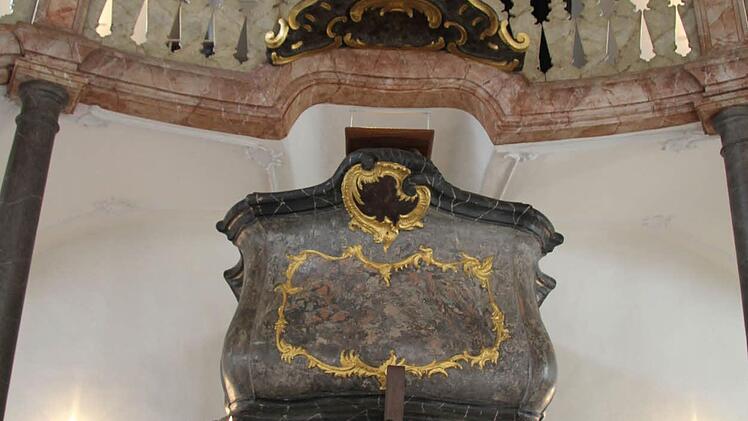 Die Friedenskirche ist ein "bezahltes Gelübde", erläuterte die Renionalbischöfin.