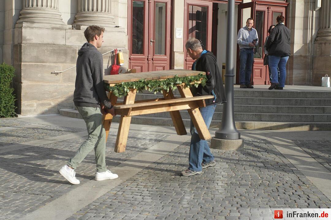 Fürther Michaeliskirchweih eröffnet