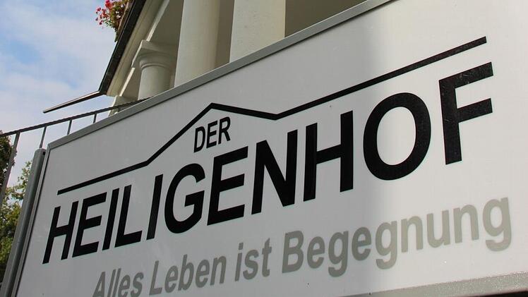 Die Bildungsstätte Heiligenhof bekommt die Auswirkungen der Corona-Entwicklungen deutlich zu spüren. Sofortiger Urlaub und Kurzarbeit ab 1. April gilt für fast alle 28 Mitarbeiter sind eine der Auswirkungen in der Einrichtung. Foto: Archiv/Benedikt Borst