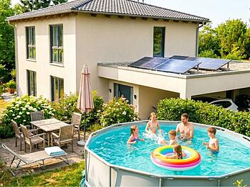 Balkonkraftwerk im Sommer: