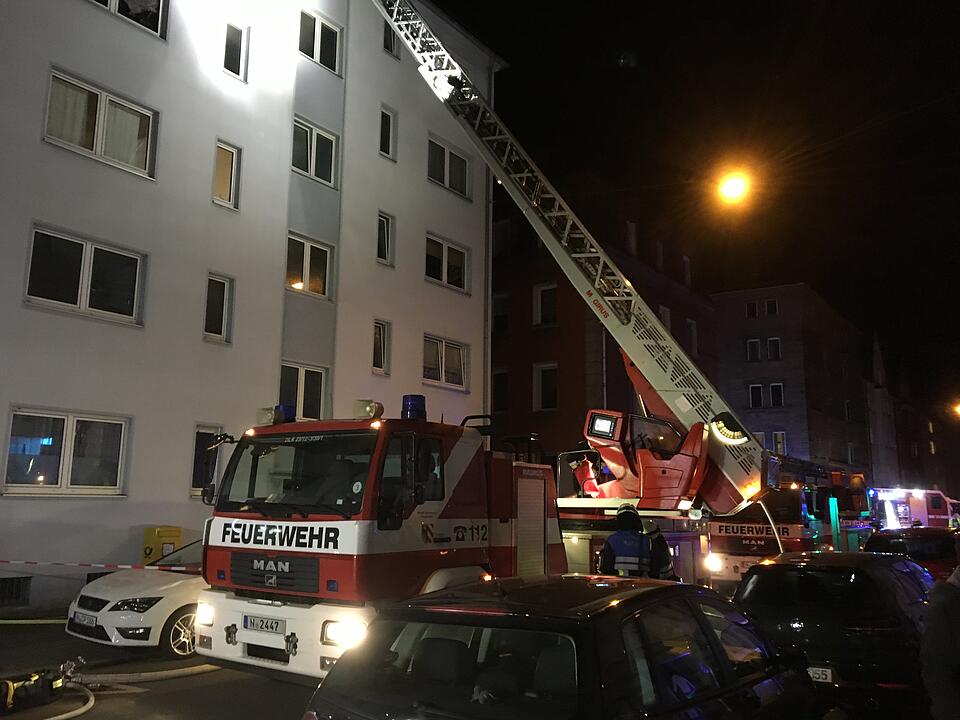 Dachstuhl brennt komplett aus