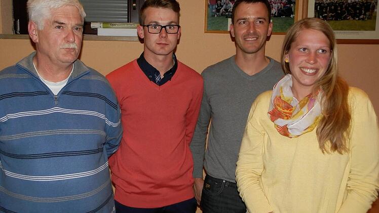 Das neue Führungsteam des TSV Abtswind: 1. Vorsitzender Ulrich Zehnder, 2. Vorsitzender Chris Günther, Kassier Tobias Fink und Schriftführerin Katharina Baumann.  Fotos: Rainer Fritsch