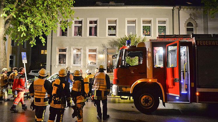 Im Erdgeschoss war der Brand ausgebrochen. Alle Fotos: Ronald Rinklef