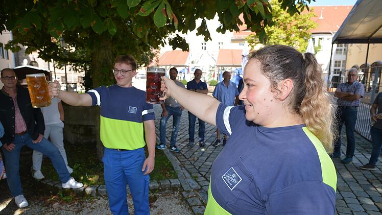 Kulmbach: Feierliche Zeremonie im M&ouml;nchshof - Brauerazubis traditionell getauft