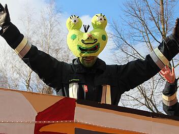 Ein "Alien" der Feuerwehr Ebern.