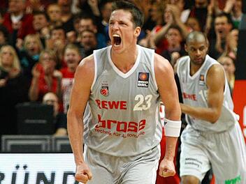 Casey Jacobsen ist wild entschlossen, einen Tag nach seinem 32. Geburtstag die Negativserie seiner Mannschaft mit einem Heimsieg gegen Alba Berlin zu beenden. Foto: sportpress