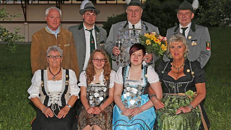 Für das amtierende Herrscherhaus 2012/13 heißt es Abschied nehmen.