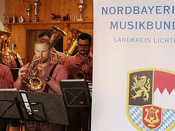 Mit wunderbarer Blasmusik er&ouml;ffneten die Altenkunstadter Musiker die Musikerkreisversammlung des Jahres 2020. Foto: Roland Dietz