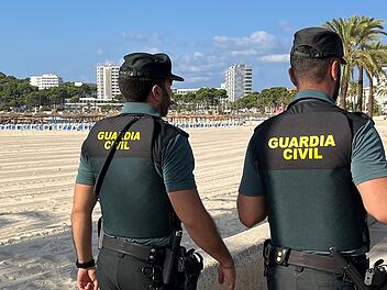 Beamte der Polizeieinheit Guardia Civil auf Mallorca.