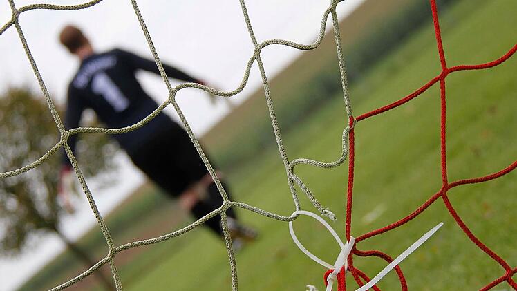 Vom Rückgang der gemeldeten Teams ist in der neuen Saison besonders die U19 (A-Jugend) betroffen. Im Vergleich zur Saison 2016/2017 gehen im Kreis zehn Mannschaften weniger an den Start.  Foto: R, Ruprecht/Archiv